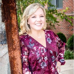 Meet your Posher, Becky